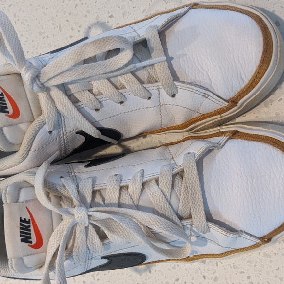 ❤️ Women's Nike Court legacy shoes 8.5 - Picture 8 of 13